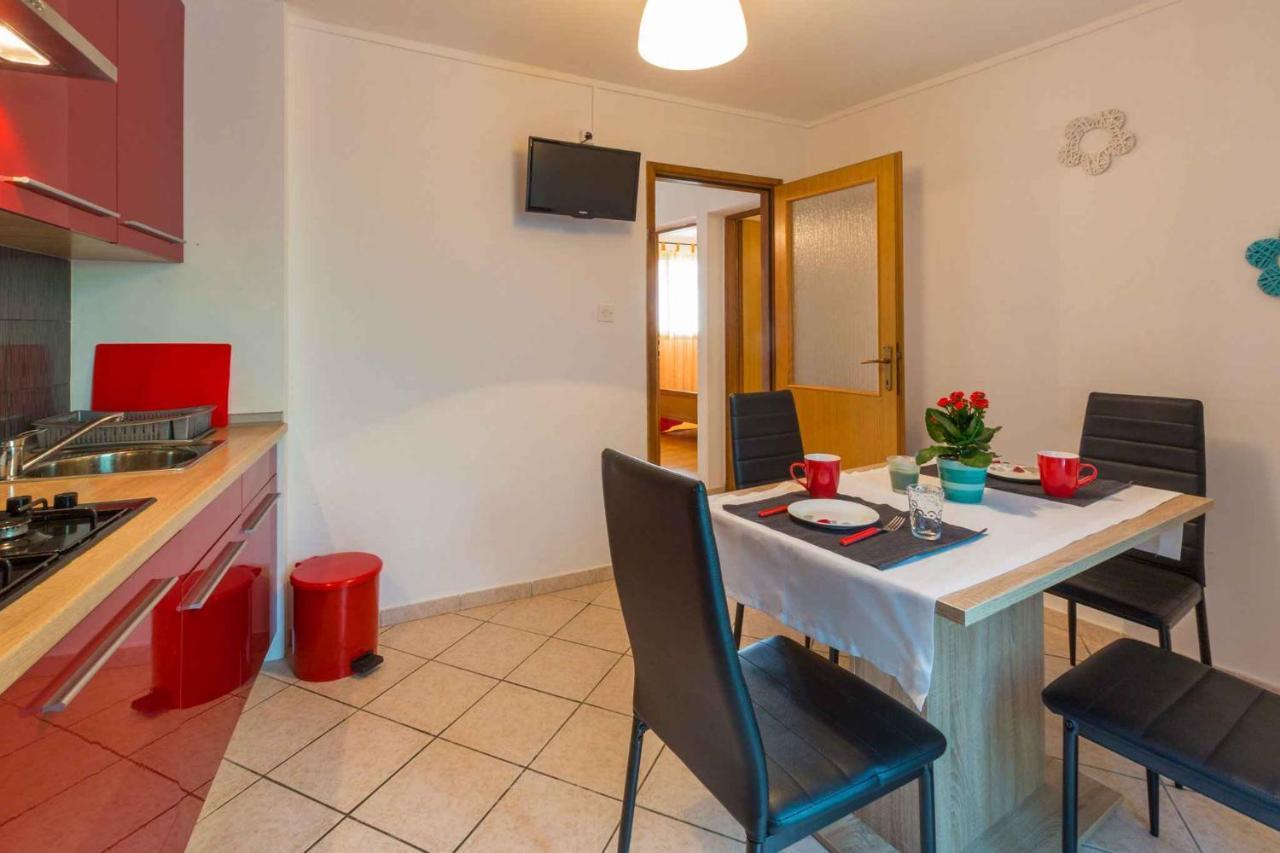 Two-Bedroom Apartment In Crikvenica Lxxxix Dramalj Eksteriør billede